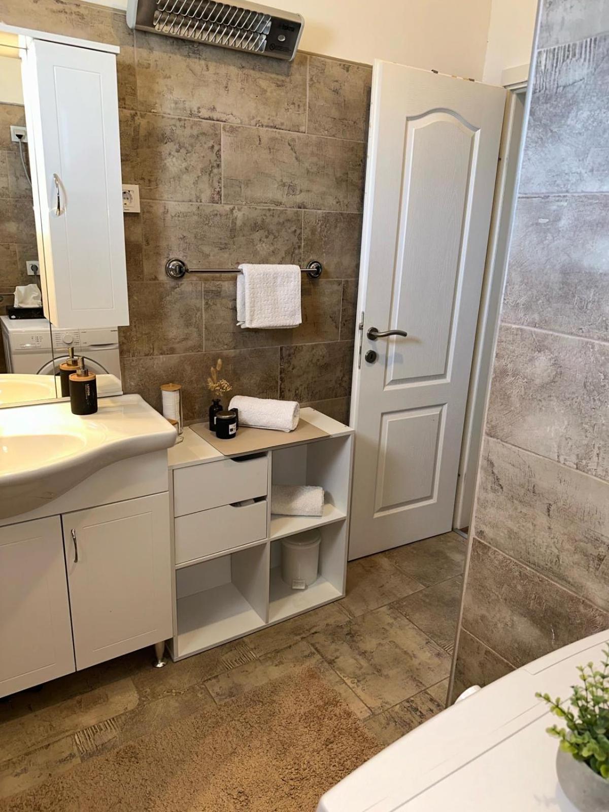 Pridraga Apartments Roko מראה חיצוני תמונה