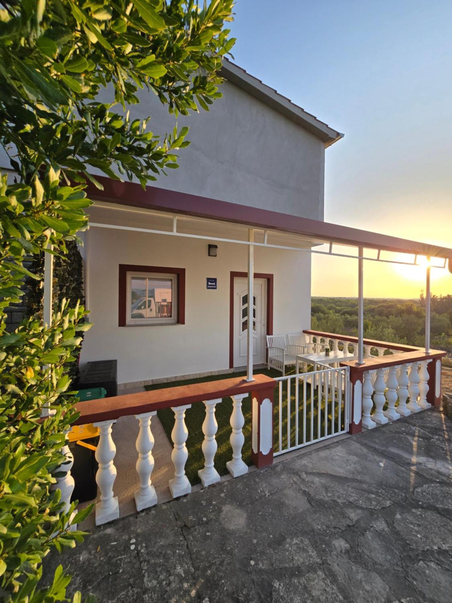Pridraga Apartments Roko מראה חיצוני תמונה